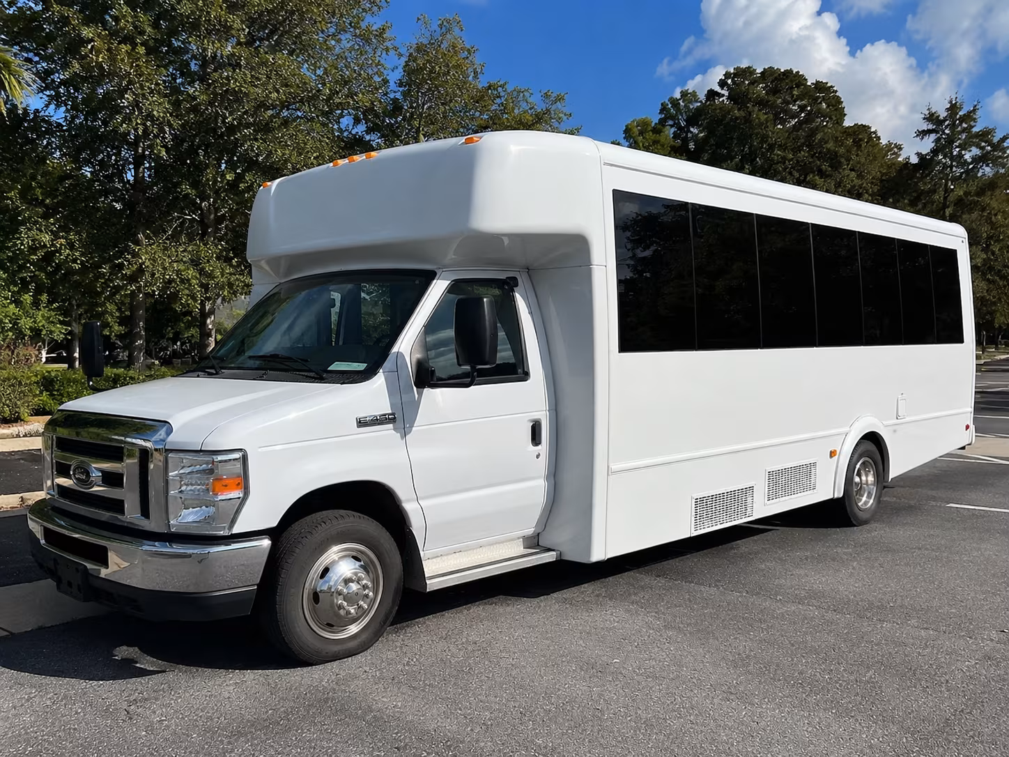 Jacksonville Winery Tour & Pub Crawl Transportation pickup coordination