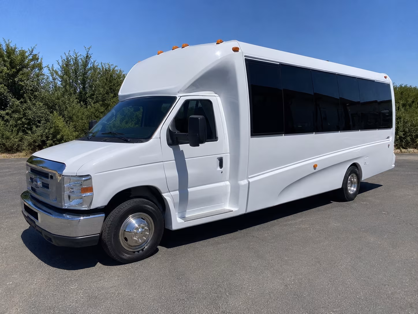 Ocala Birthday, Sweet 16, & Quinceañera Party Bus Rentals