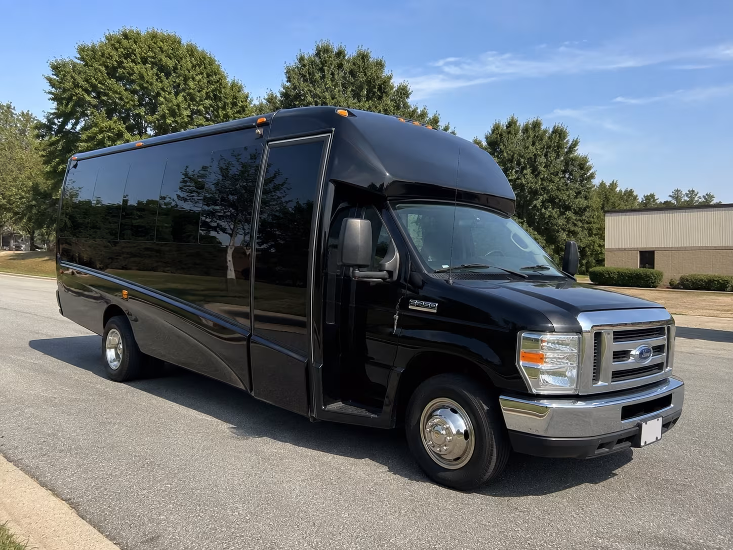 Spring Hill Wedding Transportation & Shuttle Service